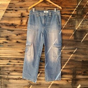 BDG | Women’s Cargo Wide Leg Baggy Jeans 28x32